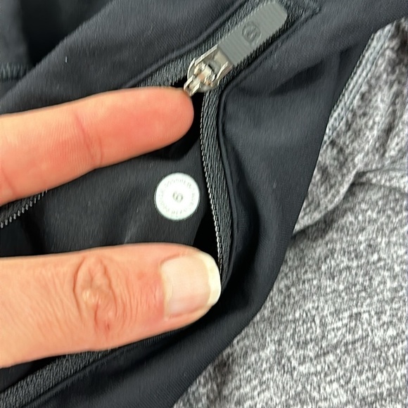 Lululemon Speed Up Short Long *4" Updated Fit Heather Lux Multi Black / Black - Picture 5 of 5